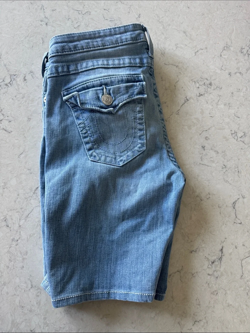 True Religion Light Wash Denim Bermuda Shorts size 31 - Picture 4 of 9